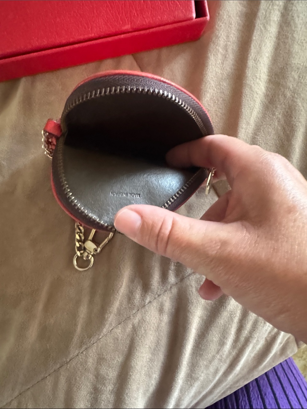 Carolina Herrera Quilted Red Heart Coin Pouch Keychain - Picture 9 of 11
